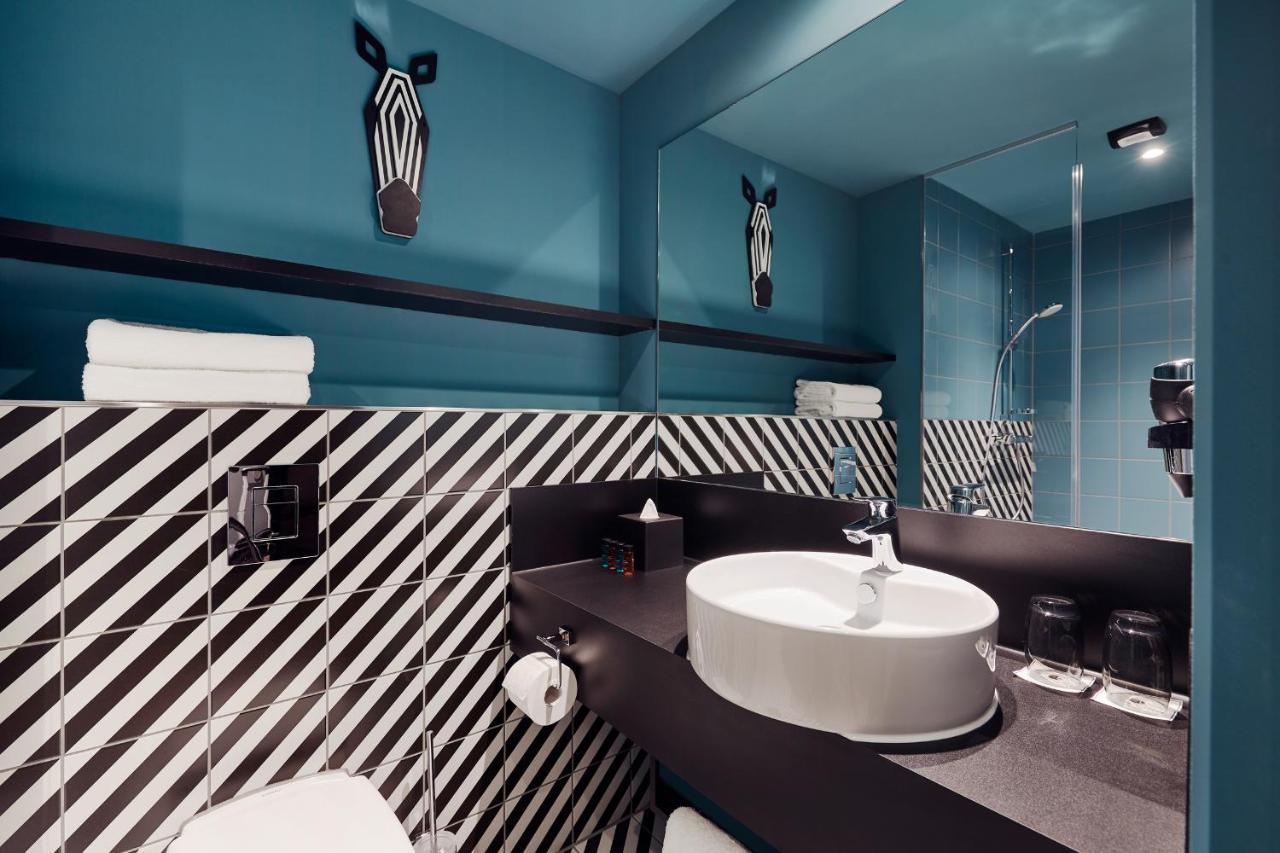Legere Hotel Wiesbaden-Taunusstein Bagian luar foto